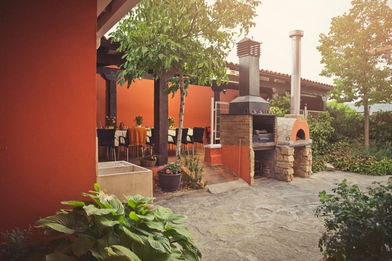 Casa Rural El Sauce. A 2,5 Km De Cuenca Capital Nohales Ngoại thất bức ảnh
