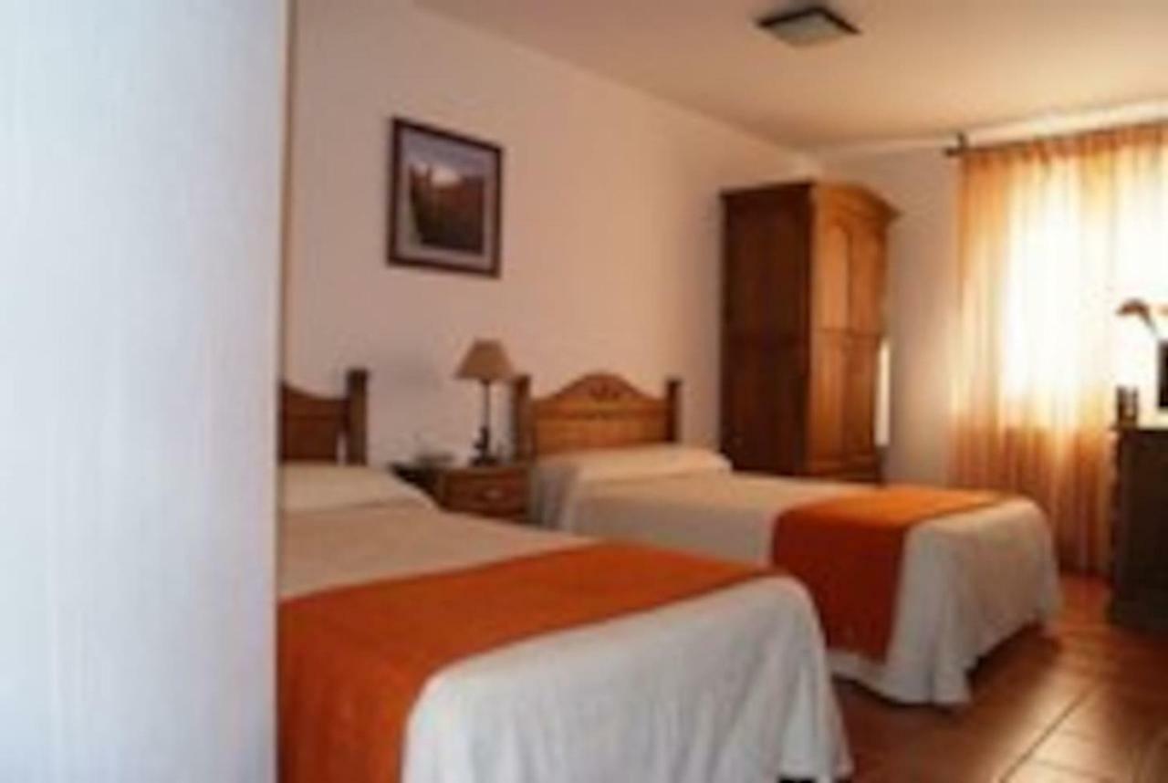 Casa Rural El Sauce. A 2,5 Km De Cuenca Capital Nohales Ngoại thất bức ảnh