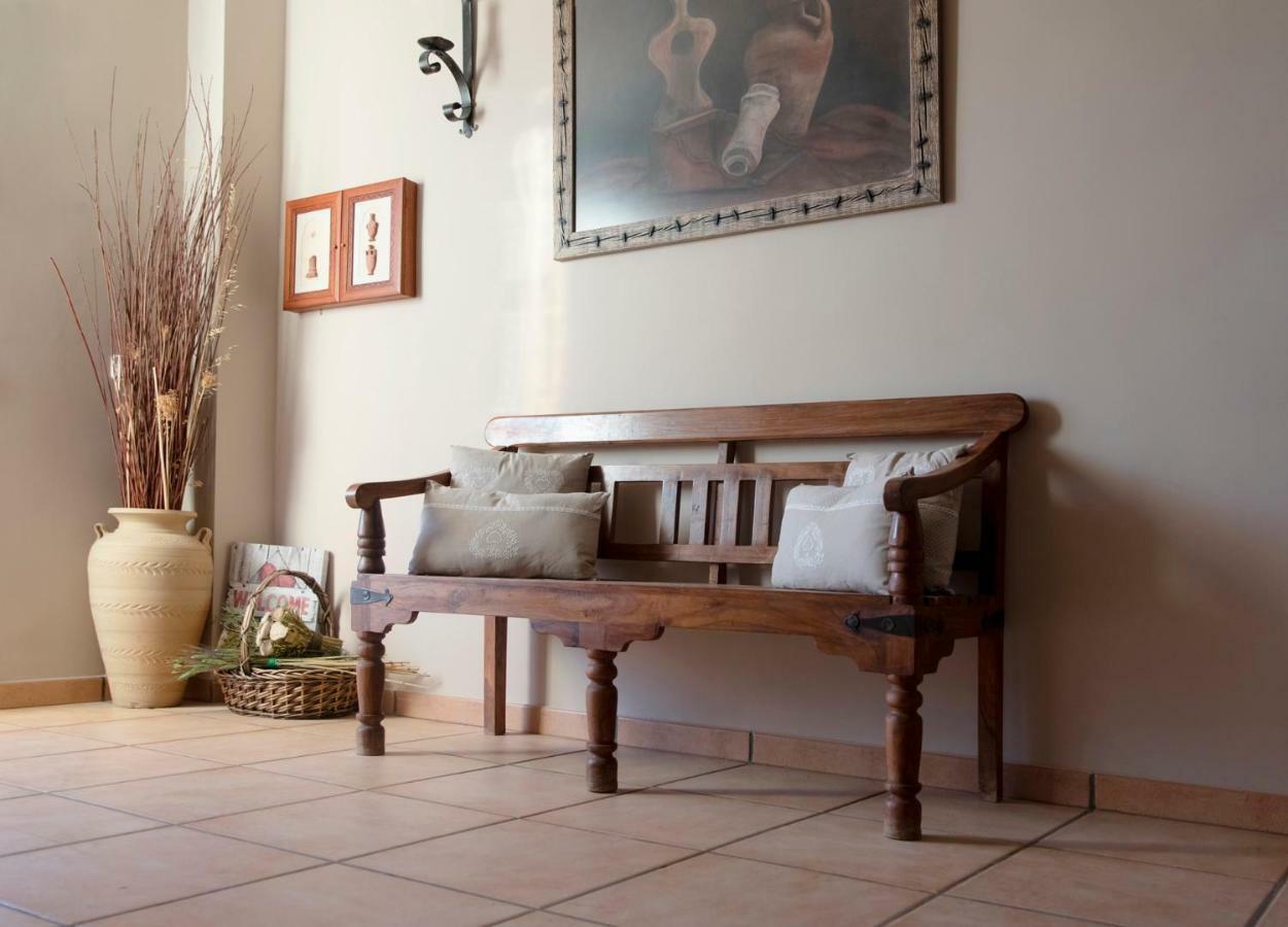 Casa Rural El Sauce. A 2,5 Km De Cuenca Capital Nohales Ngoại thất bức ảnh